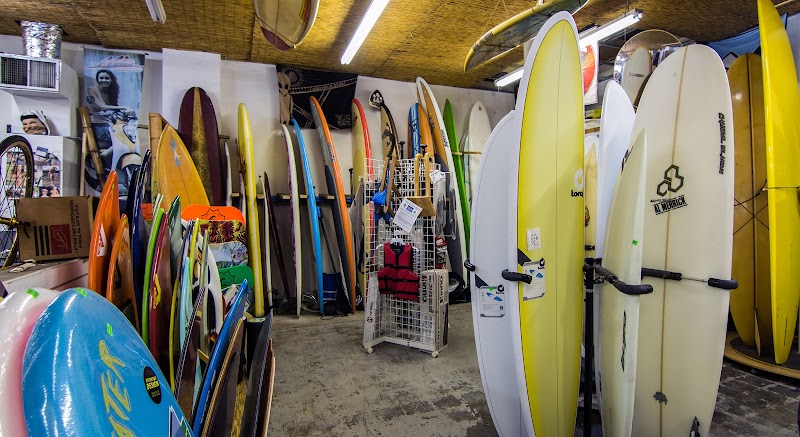 BCSC / Lenny's Surf Shop photo 3