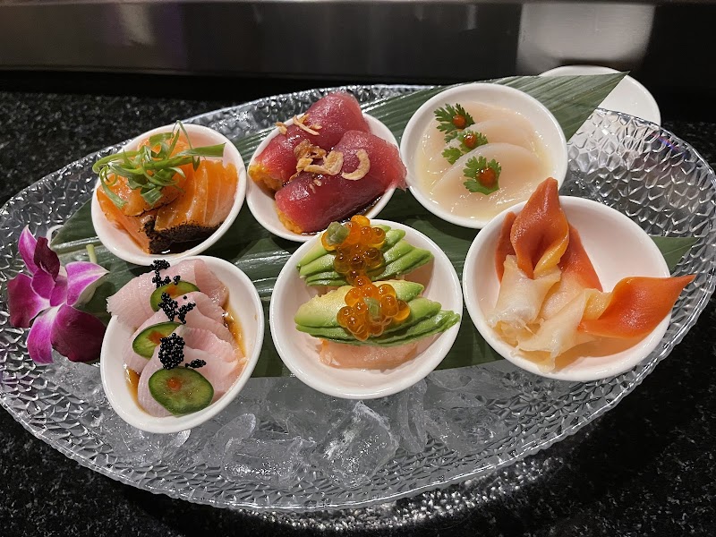 Sushi Ushi Japanese Restaurant photo 2