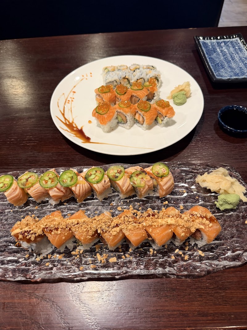Sushi Ushi Japanese Restaurant photo 4