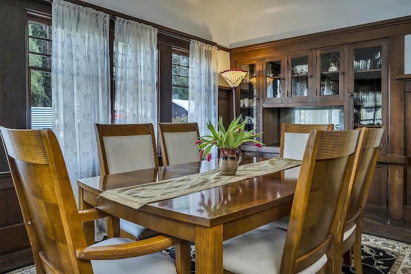 Craftsman Inn photo 5