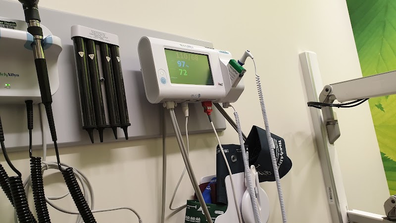 Sutter Walk-In Care photo 4