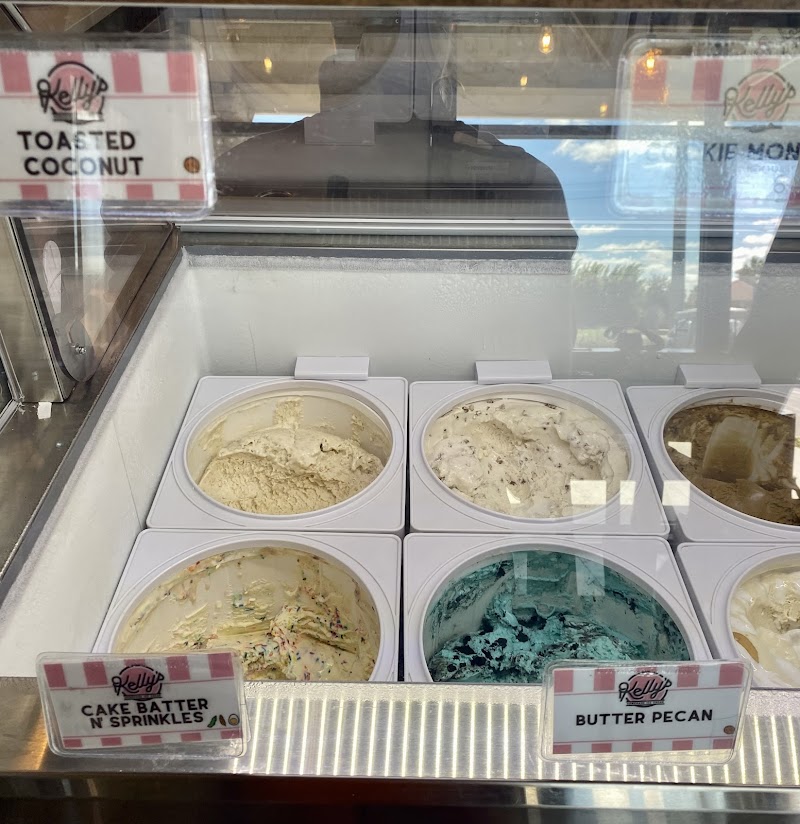 Foxtail Coffee Co. & Kelly's Ice Cream - Magnolia Plaza photo 5