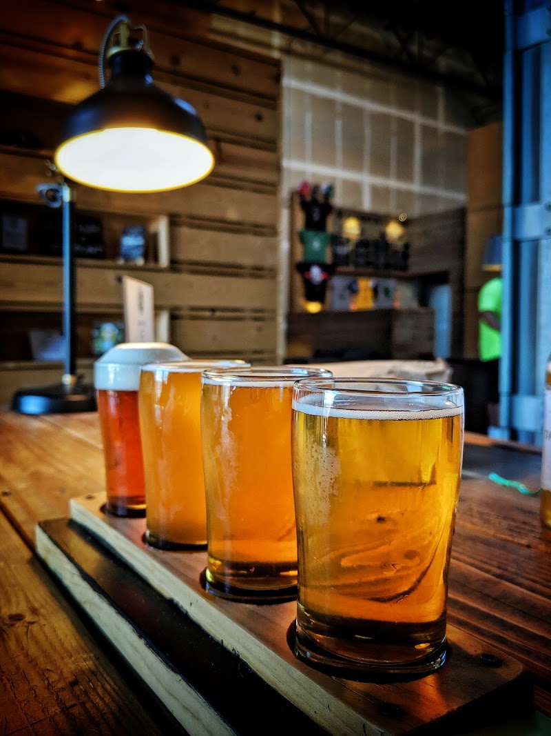 Ruhstaller Shop: r+d brewery & taproom photo 3