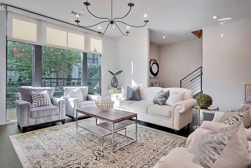 Pearl You & Kevin James (Chic n the Geek) @ Compass Los Altos l Korean speaking Realtor in Silicon Valley, DRE 02037488 photo 3