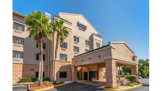 Photo of Fairfield by Marriott Inn & Suites Holiday Tarpon Springs