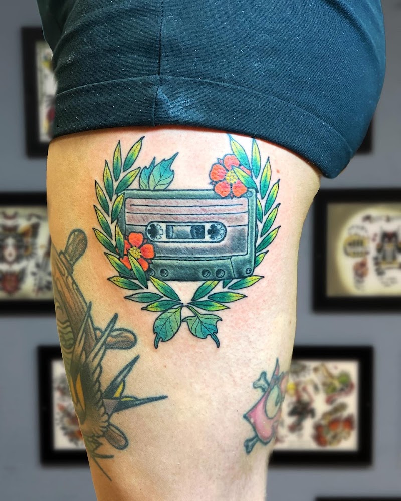 Dylan Poe Tattoos photo 2