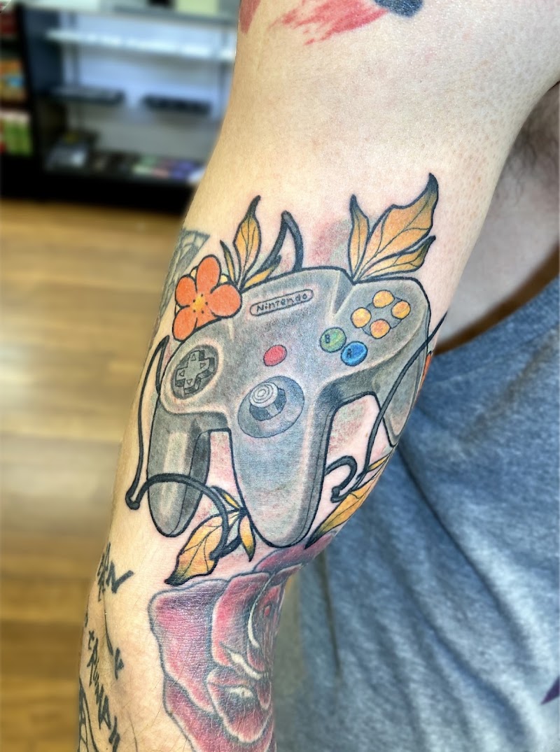 Dylan Poe Tattoos photo 3