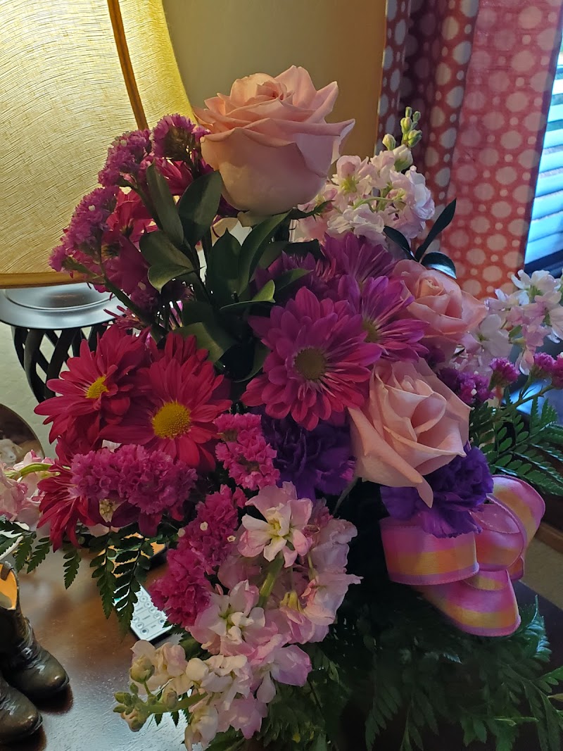 Janet's Flower Shop photo 4