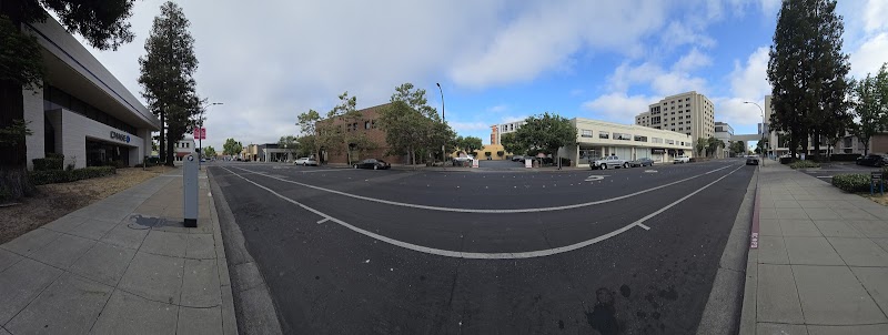 Redwood City Station photo 4