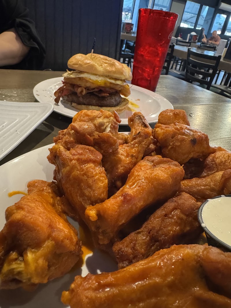 Rookies Family Grille & Bar photo 5