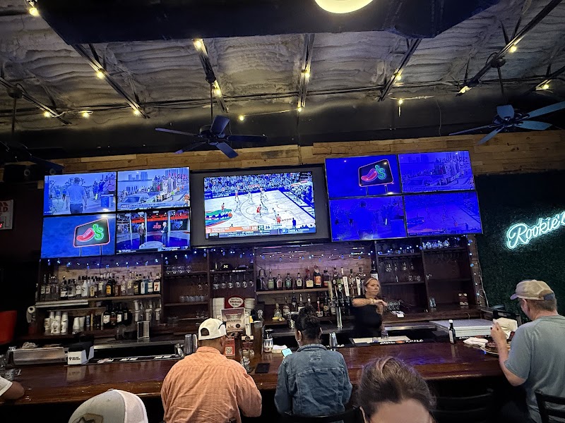 Rookies Family Grille & Bar photo 4