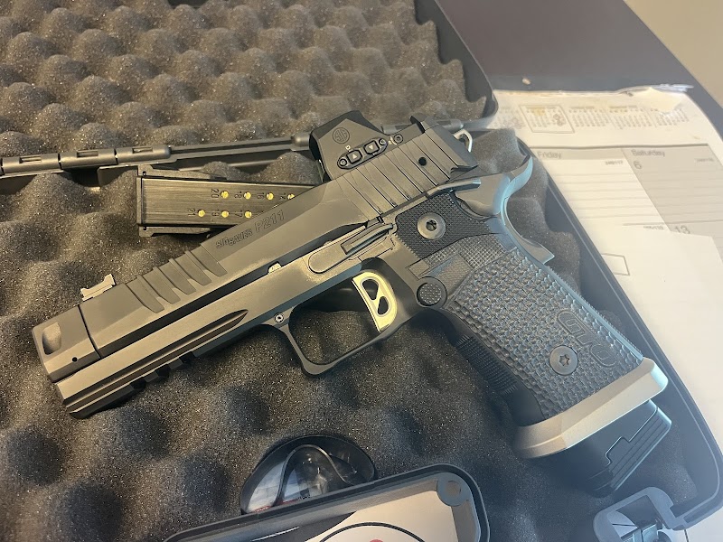 Ol' Time Gun Shop photo 3