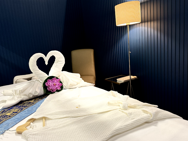 Blue Orchid Massage photo 2