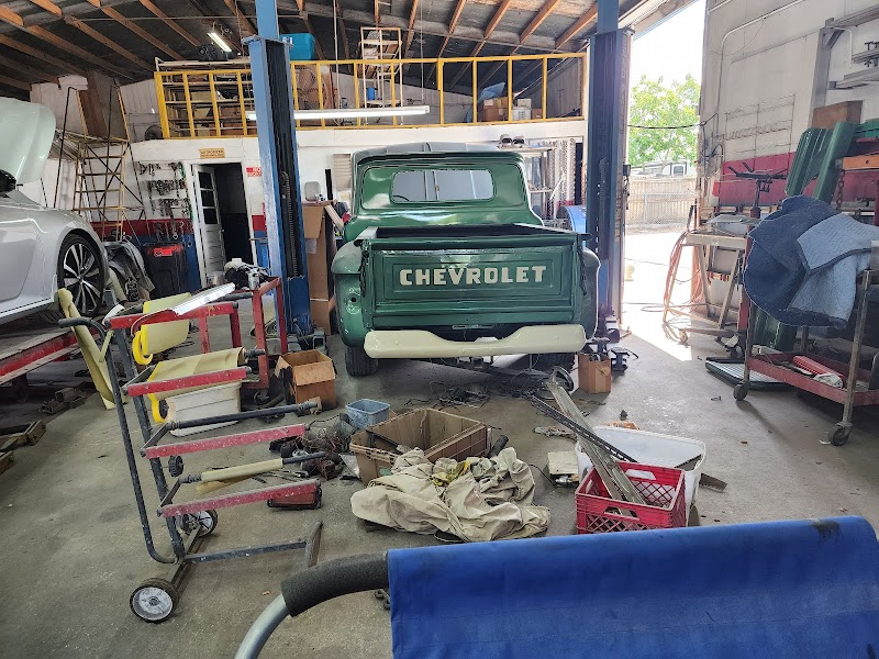 Redman collision and service center photo 2