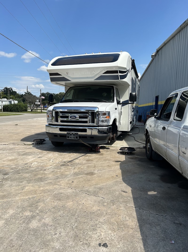 Bushnell Tire Company photo 4