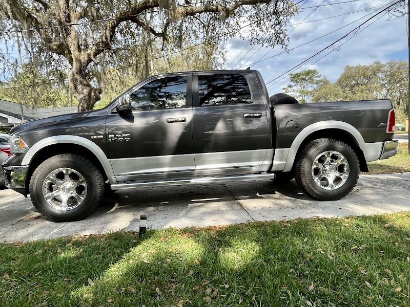 Bushnell Tire Company photo 5