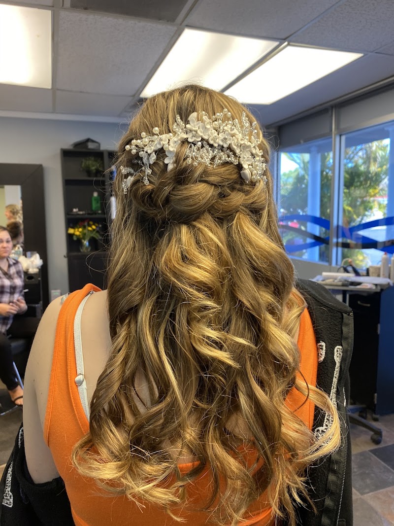 Photo of Fringe Benefits Salon
