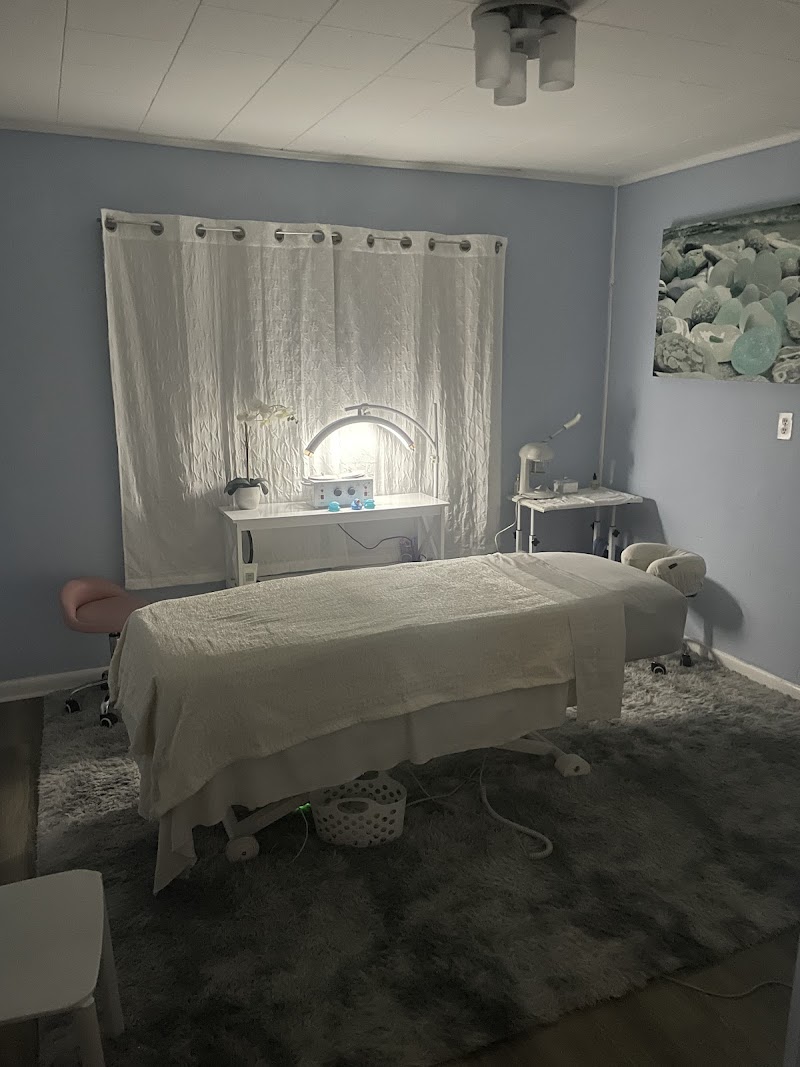 ReNu-U Massage & Spa photo 2