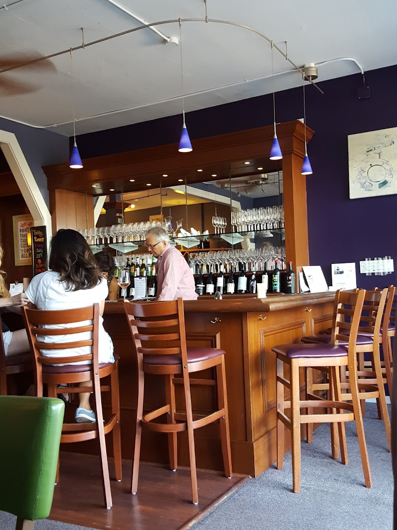 Zinz Wine Bar photo 3