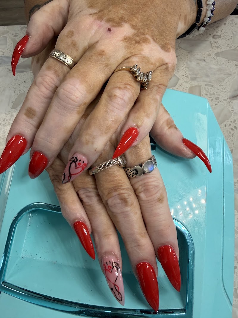 Nails On Nails photo 4