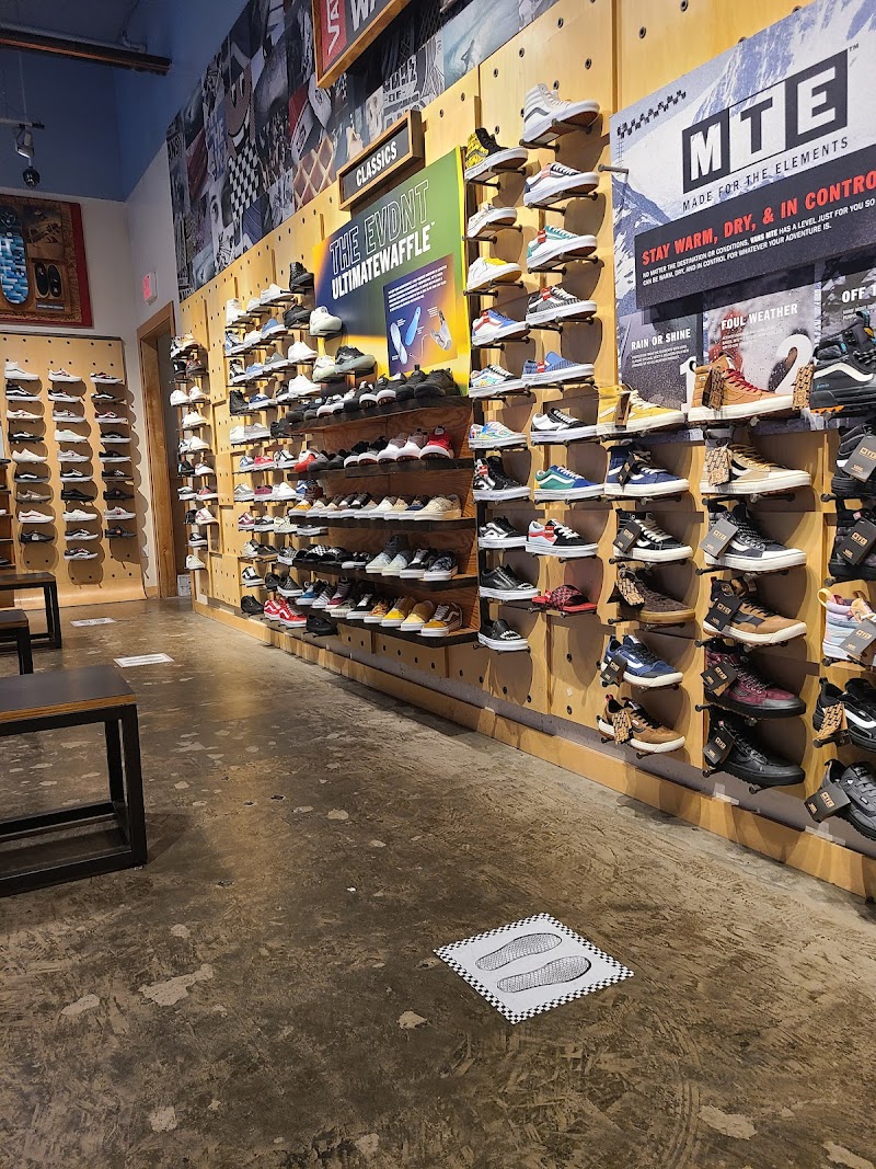 Vans photo 2