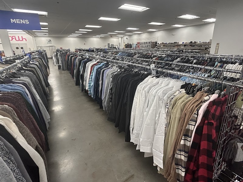 Discount Fashion Warehouse Kenwood photo 4