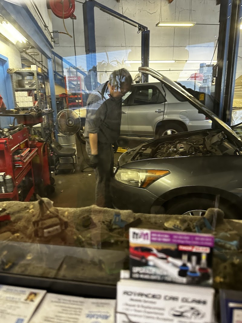 Lexura Service Center photo 2
