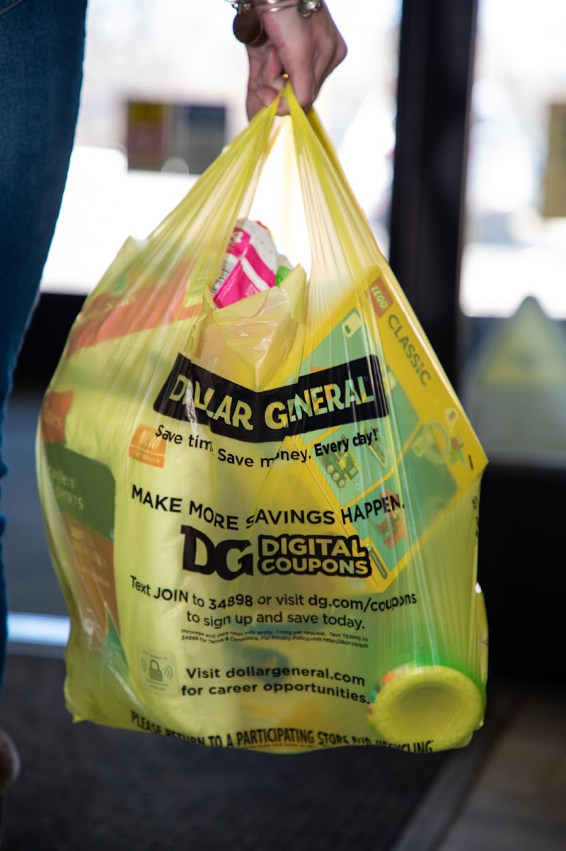 Dollar General photo 3