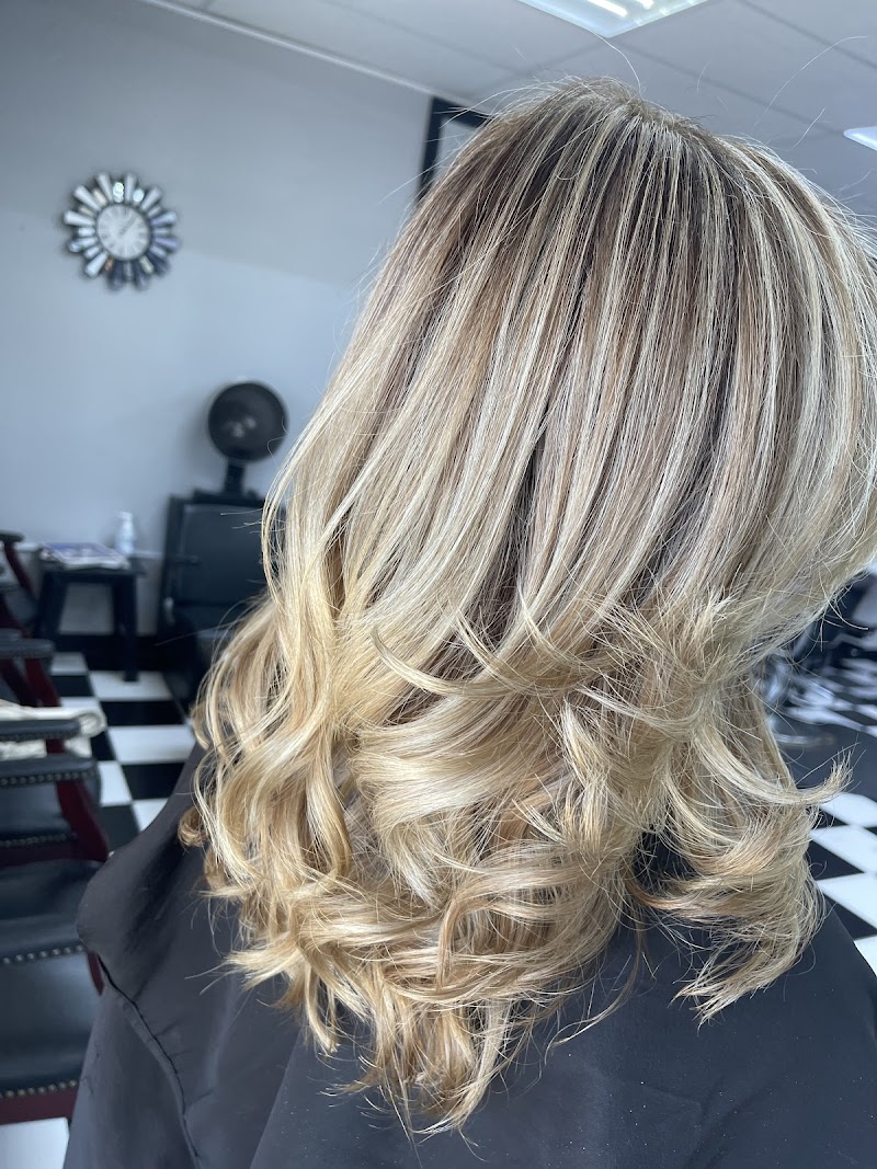 Valentina’s Hair & Beauty Salon photo 3