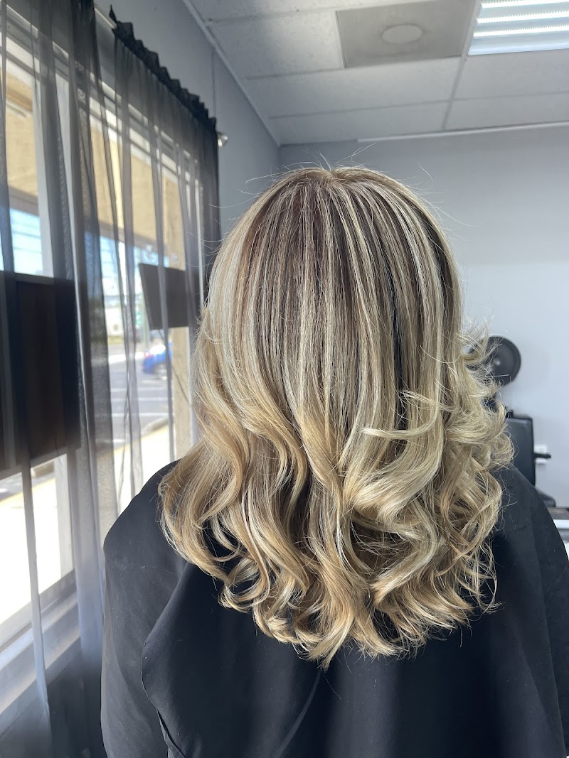 Valentina’s Hair & Beauty Salon photo 2