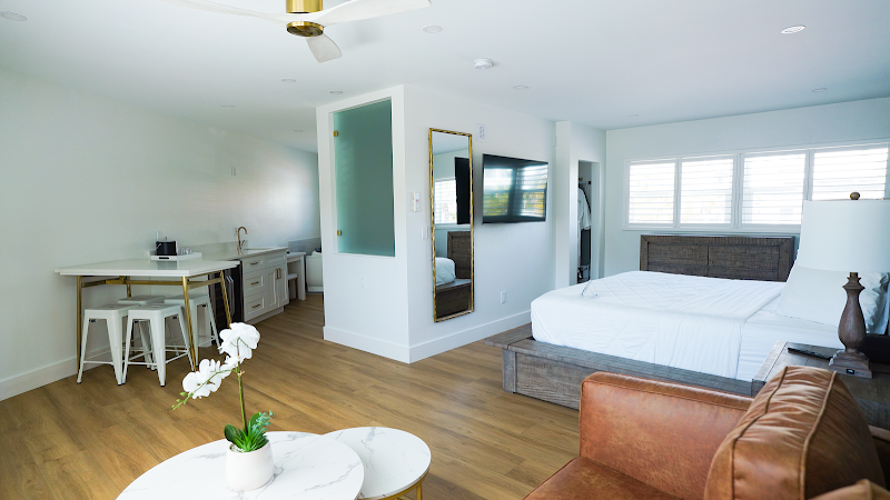 Ivory Sands Beach Suites photo 2
