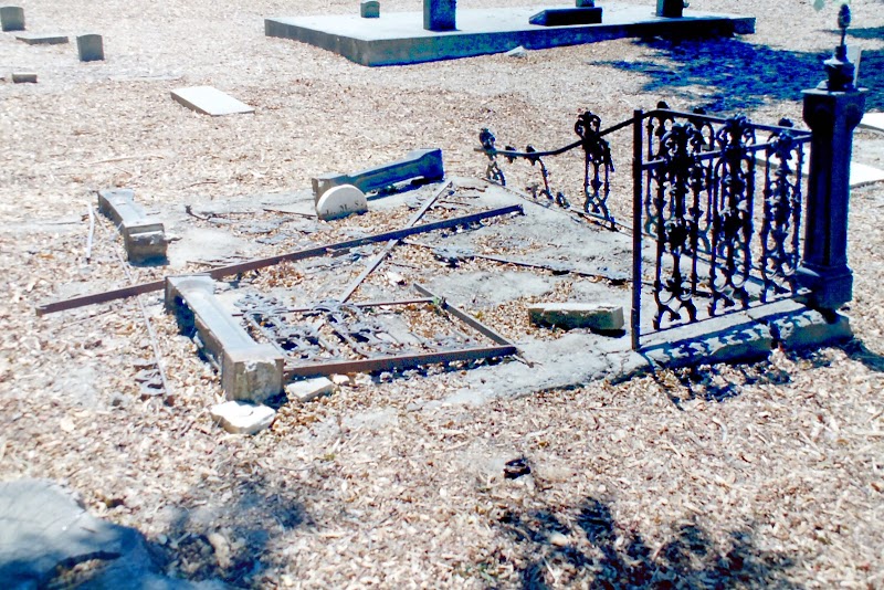 Centerville Pioneer Cemetery photo 5