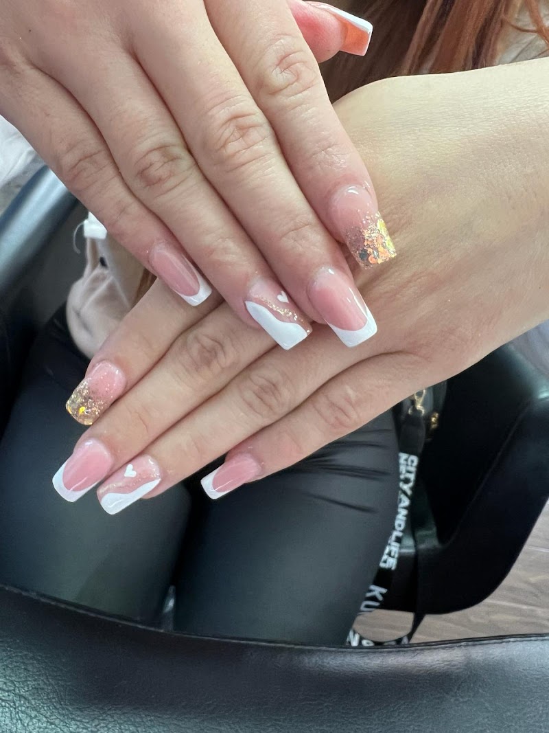 Photo of Nuevo Look Salon - South San Francisco