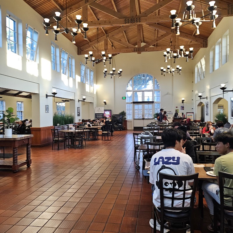 Lakeside Dining photo 2