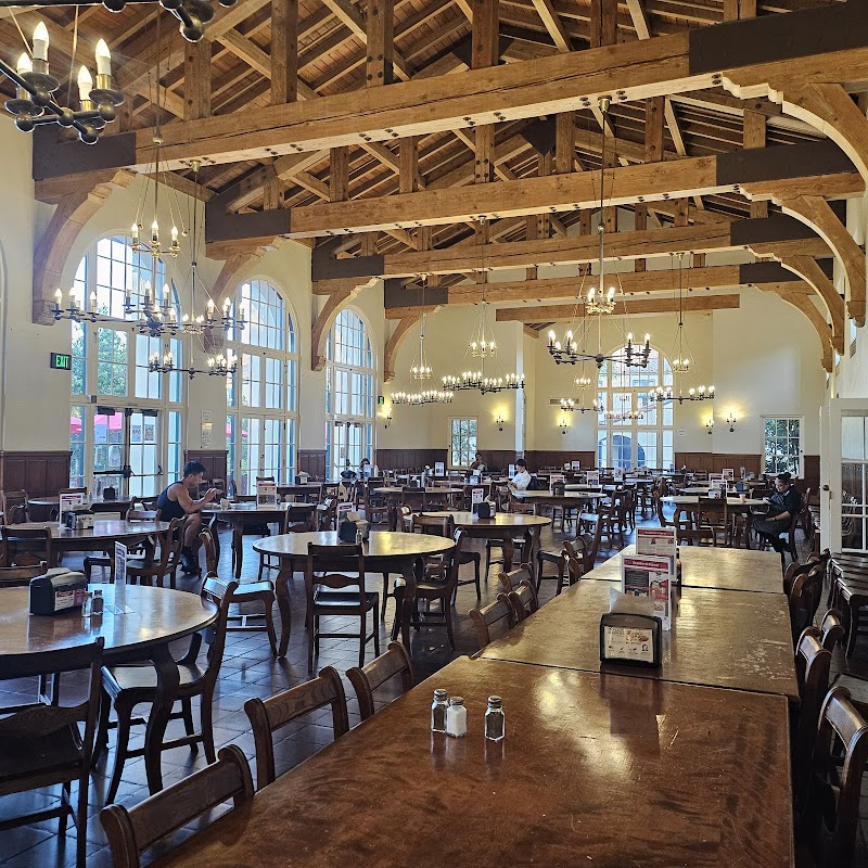 Lakeside Dining photo 5