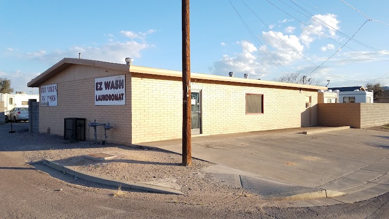 EZ Wash Laundromat photo 2