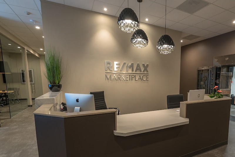 RE/MAX Marketplace photo 5