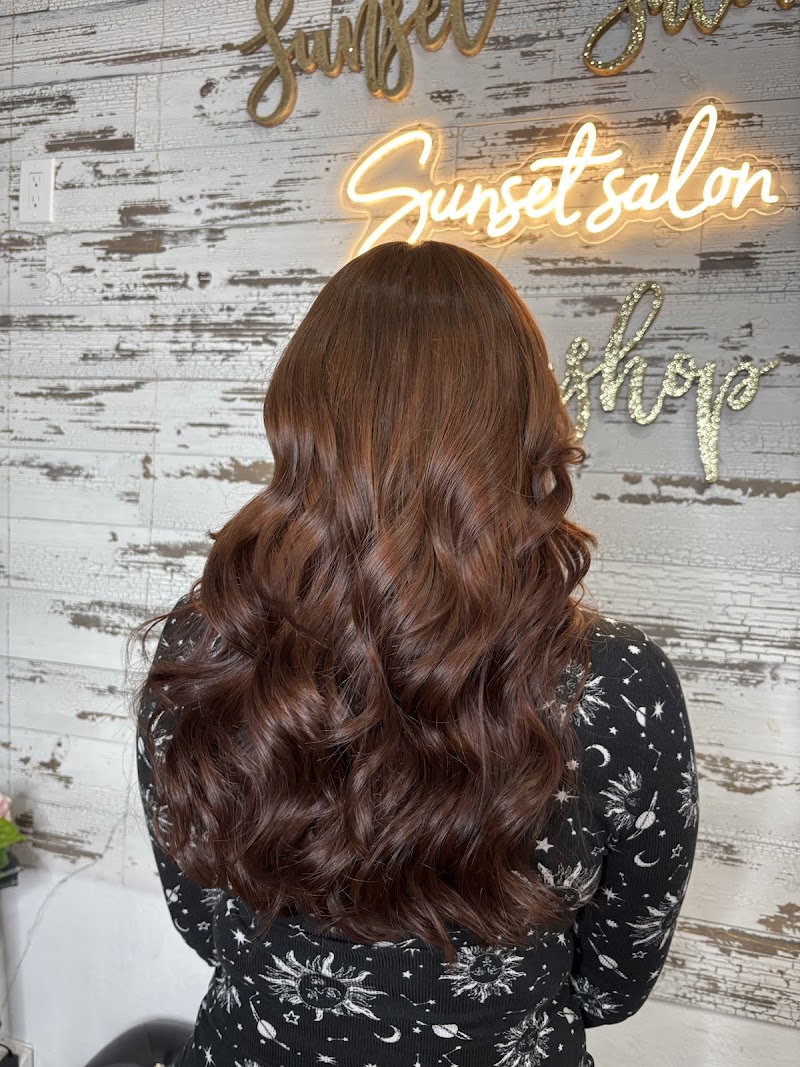 Sunset Salon photo 5