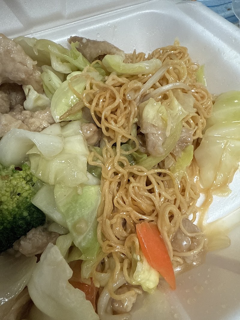 T L Noodle photo 4