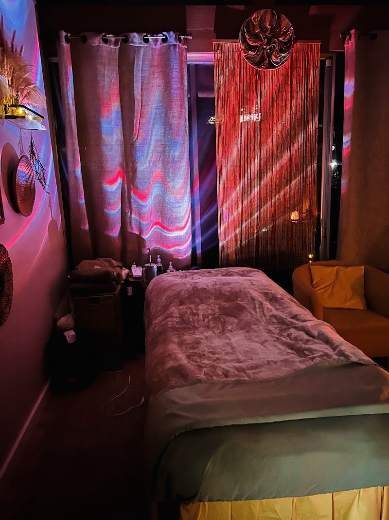 Massage therapy: Integral life photo 3