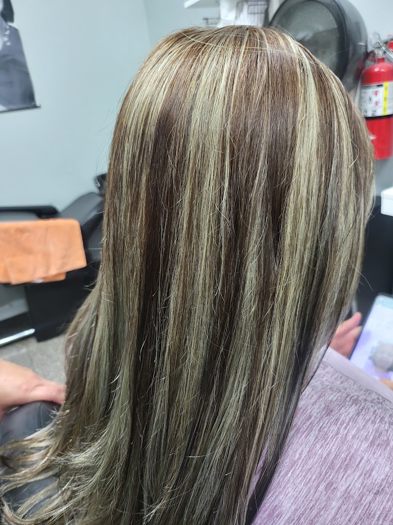 Estilo Beauty Salon photo 2