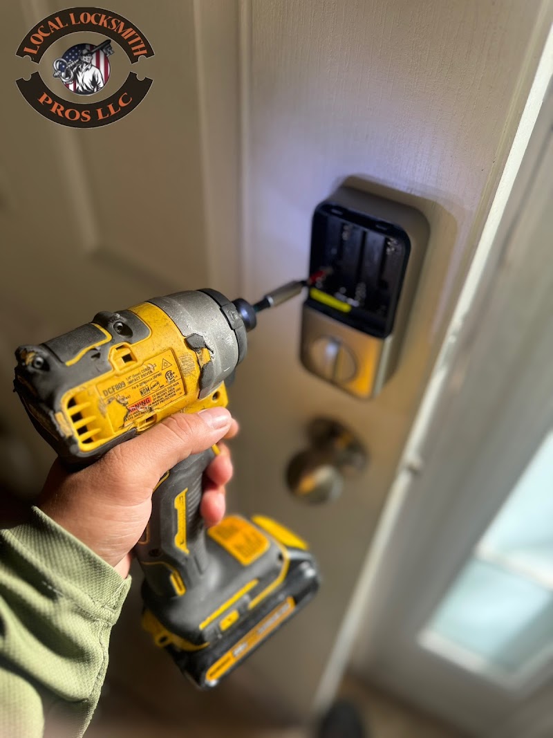 Local locksmith pros llc photo 2
