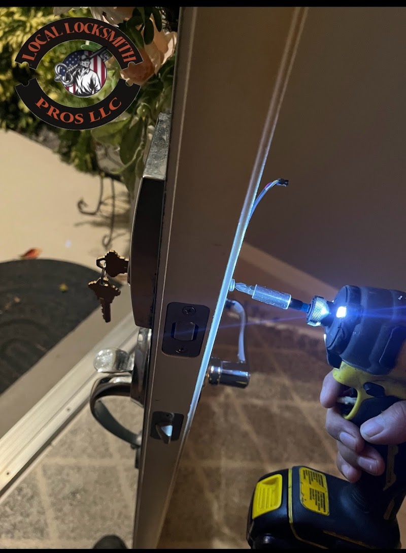 Local locksmith pros llc photo 3