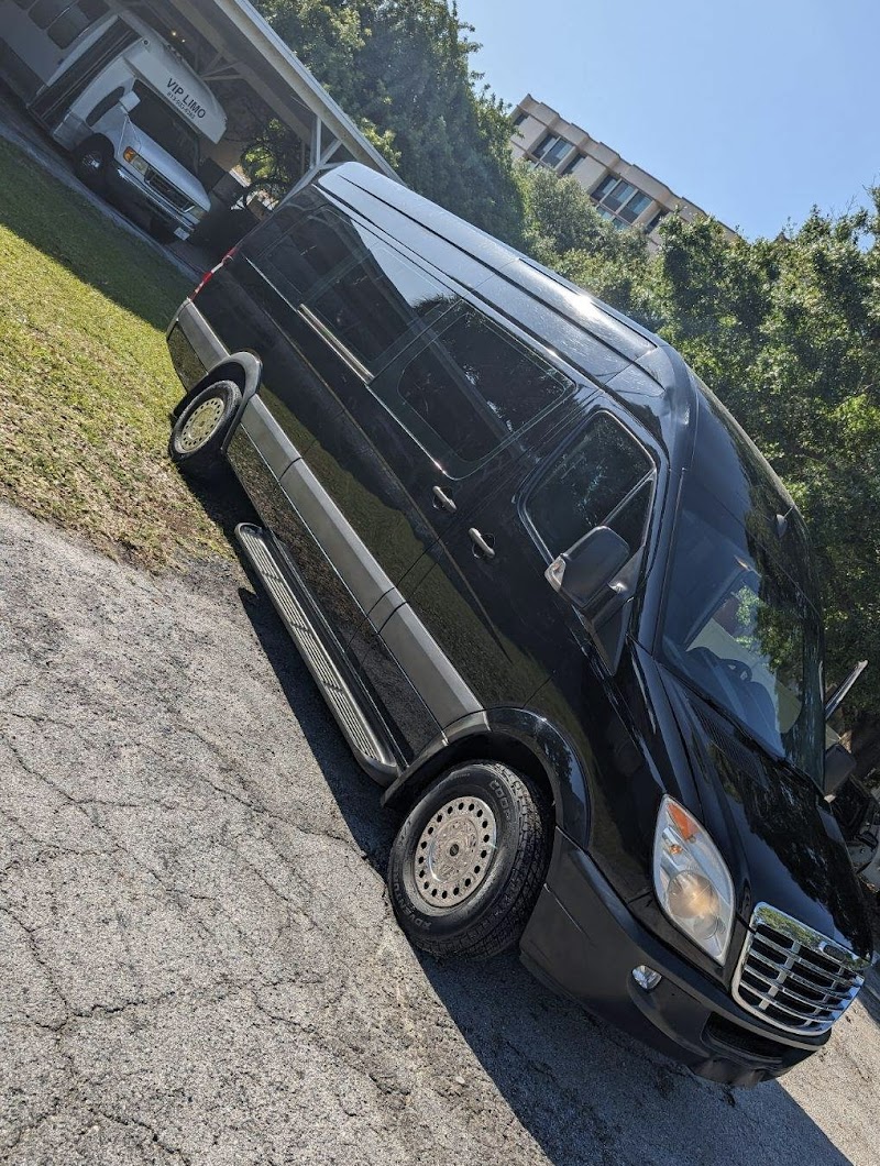 VIP Limousine & Party Bus photo 3