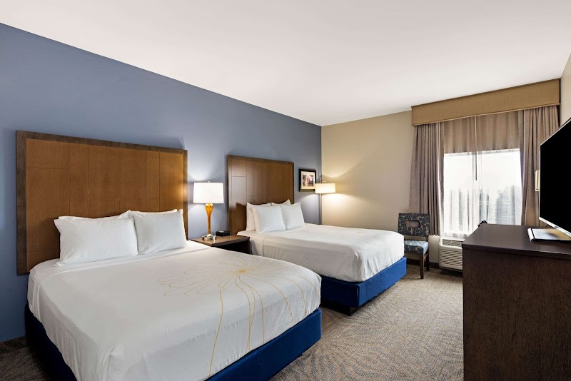 La Quinta Inn & Suites by Wyndham Morgan Hill-San Jose South photo 2