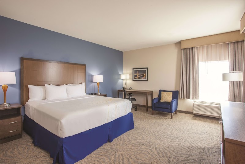La Quinta Inn & Suites by Wyndham Morgan Hill-San Jose South photo 5