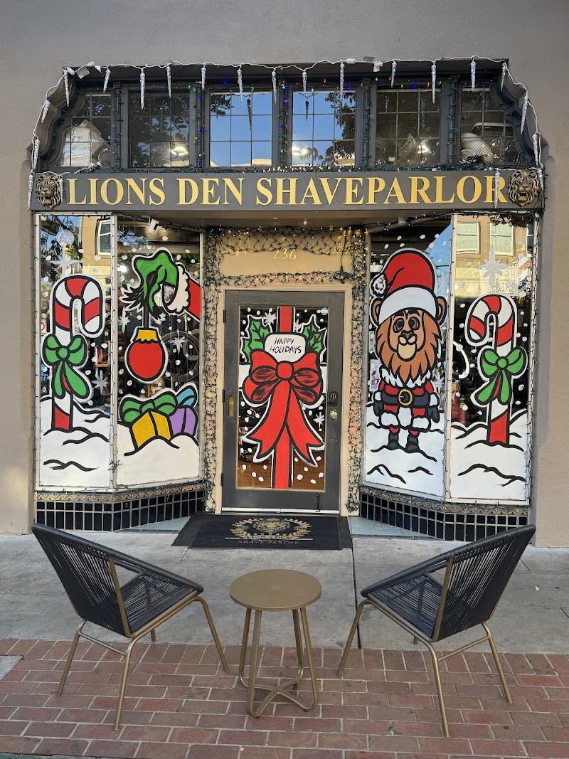 Lion's Den Shave Parlor photo 5