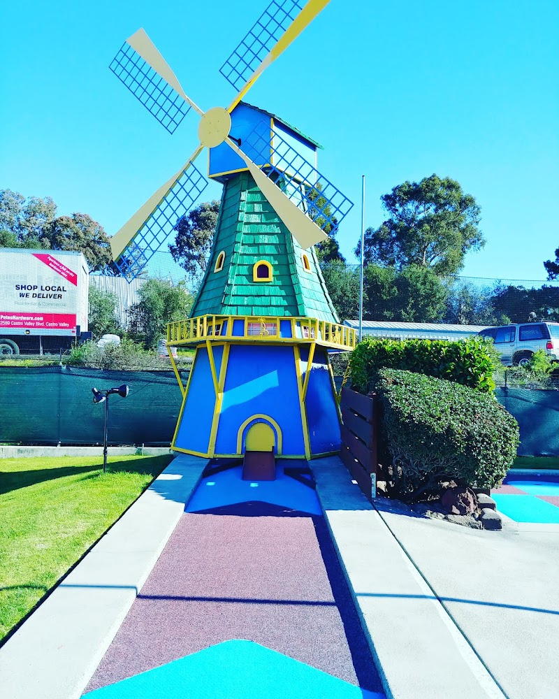 Golden Tee Golfland photo 3