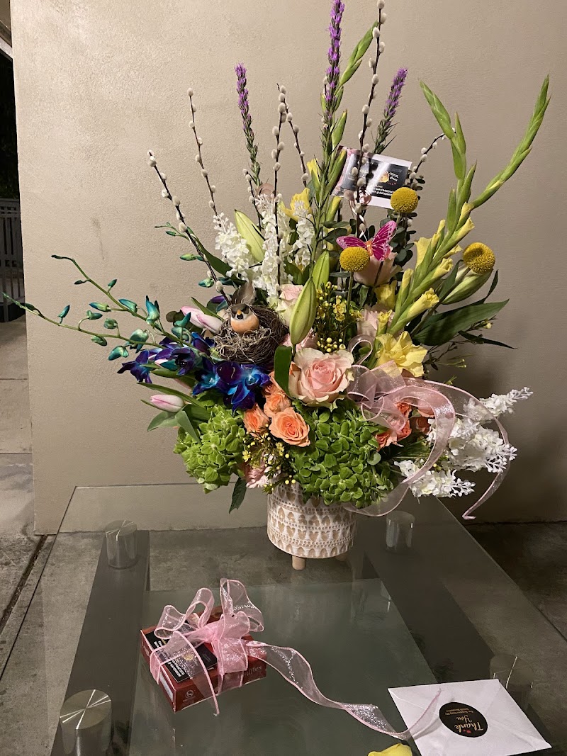 6 Star Florist and Gifts Corina photo 5