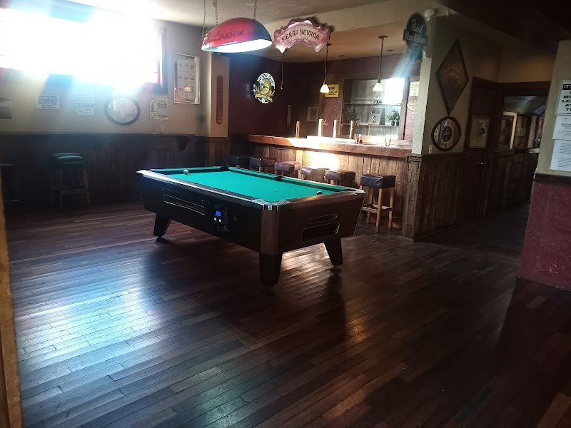 Newell's Cocktail Lounge photo 5